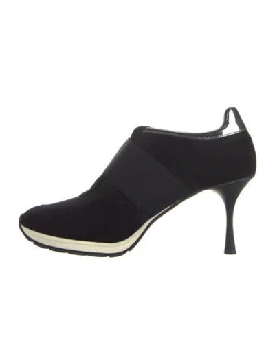 Pre-owned Sneex Suede Pumps In Blue