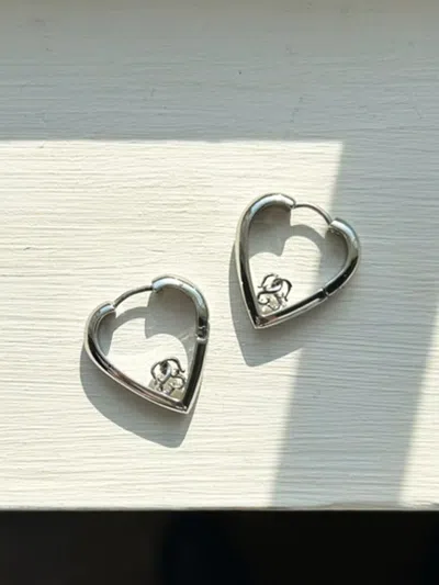 Snidel Heart-shaped Hoop Earrings