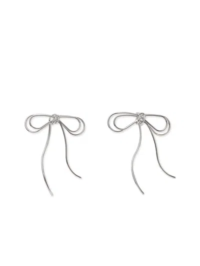 Snidel Nuance Ribbon Earrings In Silver