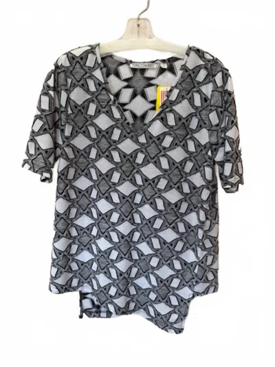 Sno Skins Women's Eyelash V-neck Asymmetrical Top In Pepper In Multi