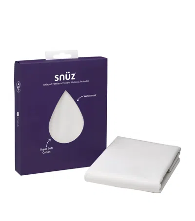 Snüz Pod 4 Waterproof Mattress Protector In White