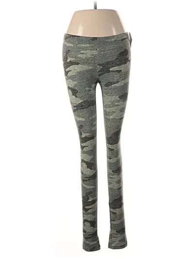 So Active Pants In Green