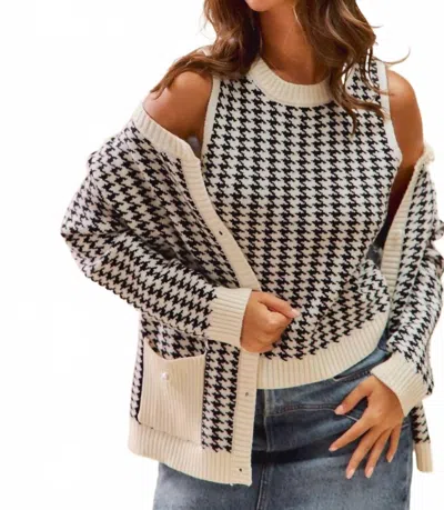 So Me Missy Houndstooth Cardigan Sweater In Checkered In Multi