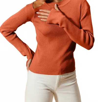 So Me Rib Knit Top In Rust In Orange