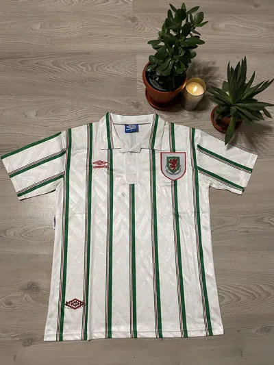 Pre-owned Soccer Jersey X Umbro 1993/94 Wales Away Football Shirt In Green White