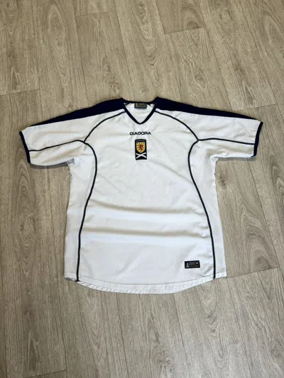 Pre-owned Soccer Jersey X Vintage Umbro Scotland 2003/05 Soccer Jersey In White