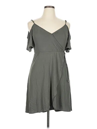 Pre-owned Socialite Casual Dress In Gray