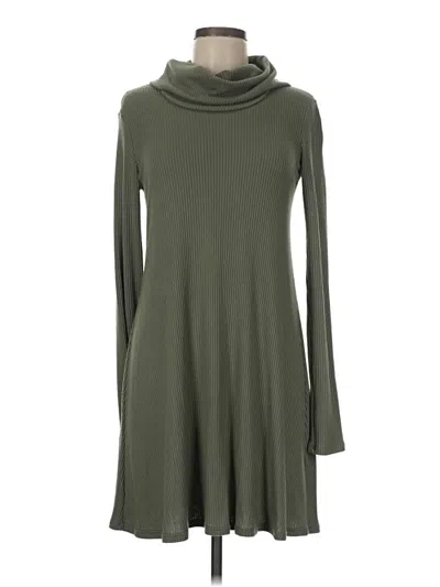 Pre-owned Socialite Casual Dress In Green