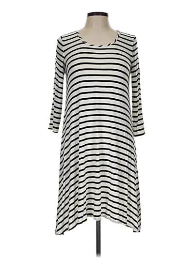 Pre-owned Socialite Casual Dress In Ivory