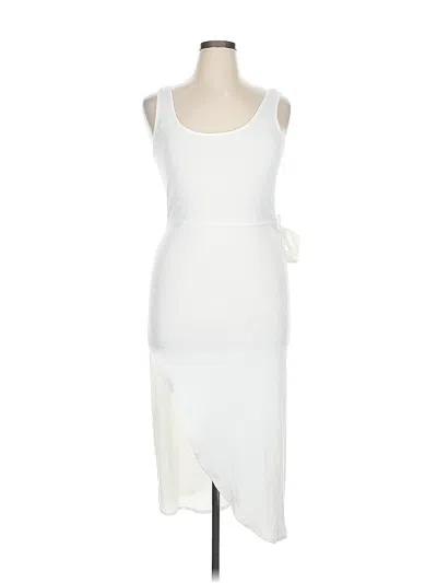 Pre-owned Socialite Casual Dress In White