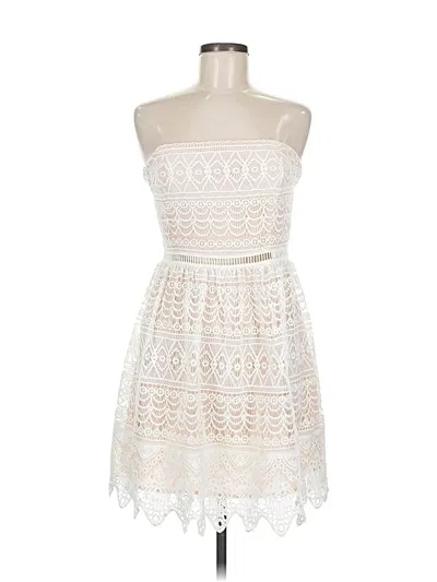 Pre-owned Socialite Cocktail Dress In White