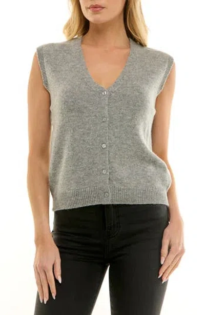 Socialite Sweater Vest In Gray