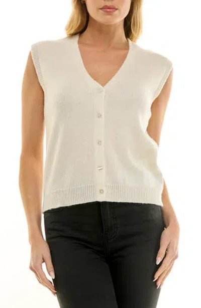 Socialite Sweater Vest In White