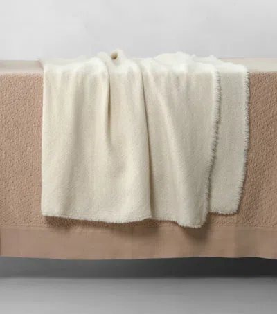 Society Limonta Alpaca Paka Throw In White