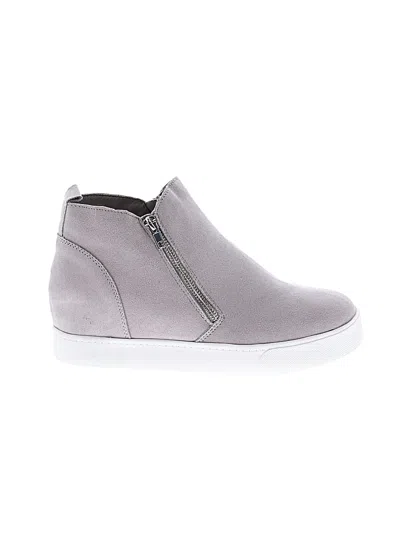 Pre-owned Soda Ankle Boots In Gray