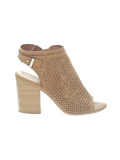 Pre-owned Soda Sandals In Tan