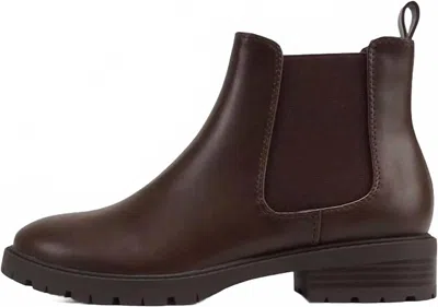 Soda Women's Hopper Chelsea Ankle Boot In Brown