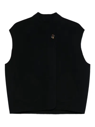 Soeur Button-fastening Sleeveless Top In Black