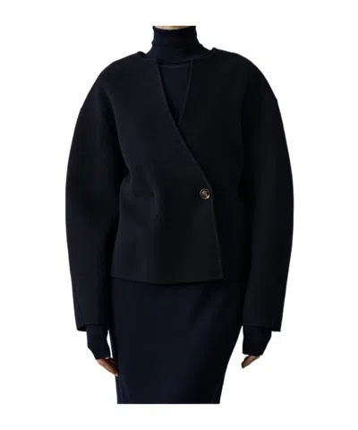 Soeur Button-down Short Coat In Black
