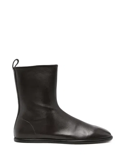Soeur Cosma Side-zip Leather Ankle Boots In Black