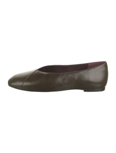 Pre-owned Soeur Leather Flats In Green