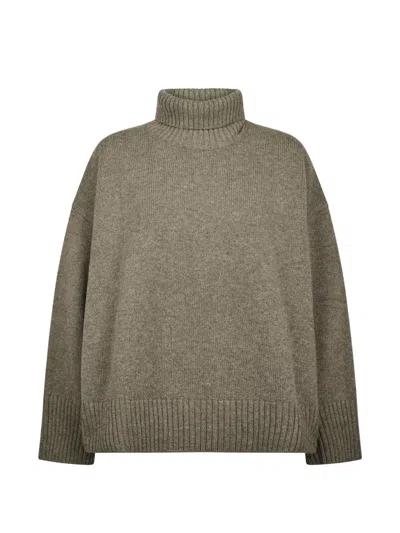 Soeur William Woolen Turtleneck Sweater In Gray