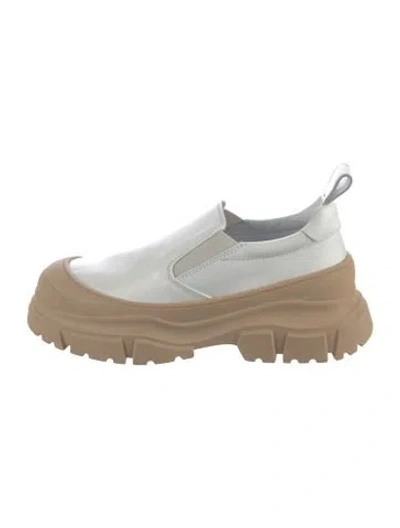 Pre-owned Sofie D'hoore Leather Flats In Neutrals