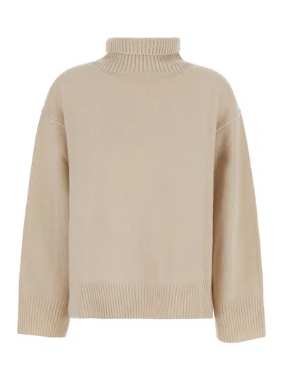 Soft Goat Cashmere Boyfriend Turtleneck Sweater With High Neck And Long Sleeves In Neutral