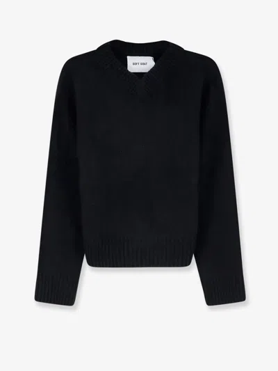 Soft Goat Cashmere Sweater In Black