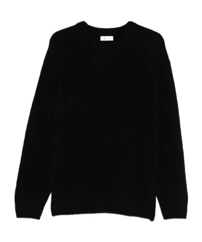 SOFT GOAT LONG-SLEEVED SWEATER