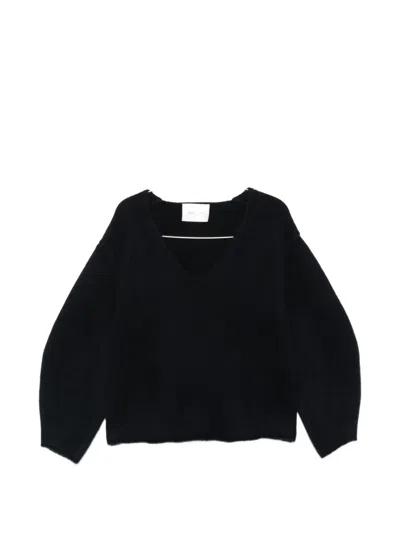 Soft Goat V-neck Raglan-sleeve Sweater In Blue