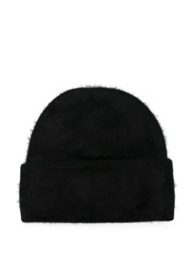 Soft Goat Wool Beanie In Black