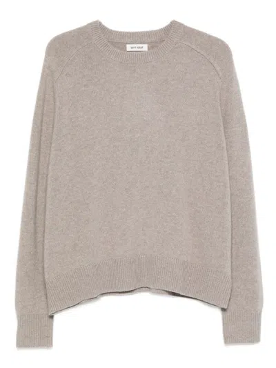 Soft Goat Wool Crewneck Jumper In Neutral