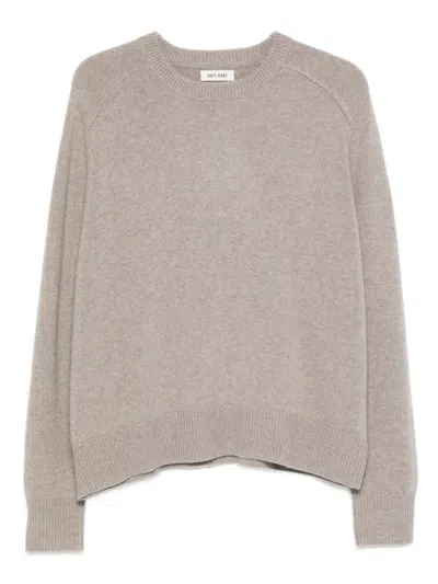 Soft Goat Wool Crewneck Sweater In Gray