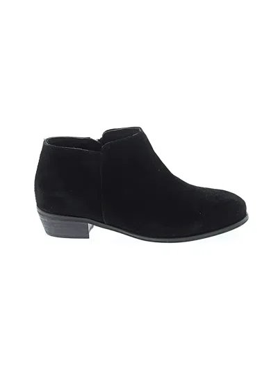 Pre-owned Softwalk Ankle Boots In Black