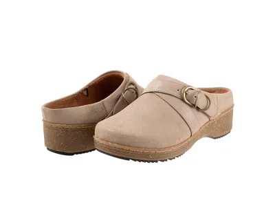 Softwalk Asmara In Brown