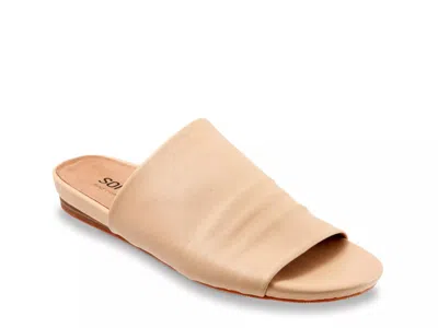 Softwalk Camano Sandal In Neutral
