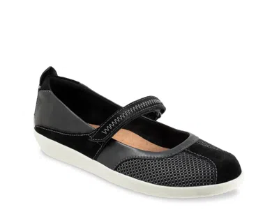 Softwalk Dayton Mary Jane Flat In Black