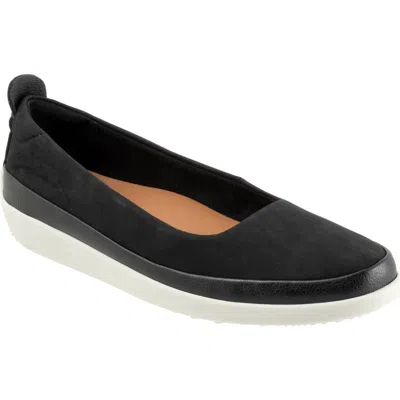 Softwalk ® Disa Flat In Black Nubuck