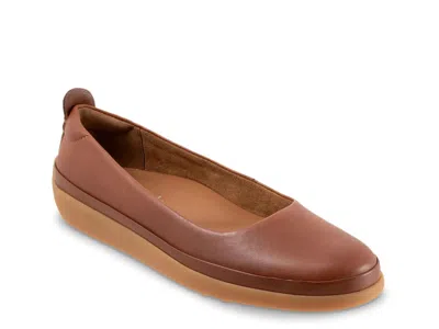 Softwalk Disa Slipon In Brown