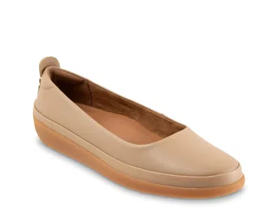 Softwalk Disa Slipon In Brown