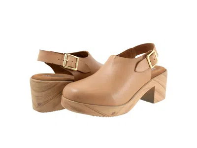 Softwalk Fairbanks Women's Slippers Tan: 10.5 M (b), Leather