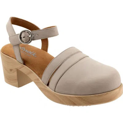 Softwalk ® Fillmore Ankle Strap Platform Clog