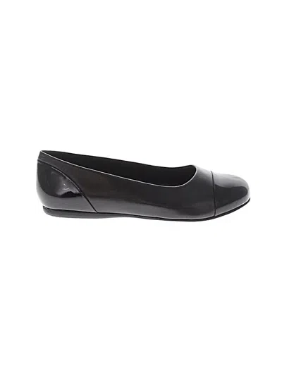 Pre-owned Softwalk Flats In Black