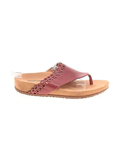 Pre-owned Softwalk Flip Flops In Burgundy