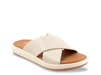 Softwalk Jesi Sandal In White