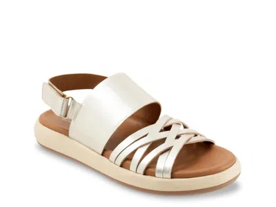 Softwalk Jewell Sandal In Champagne Metallic