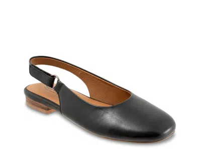 Softwalk Katy Flat In Black