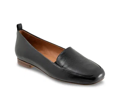 Softwalk Kingston Slipon In Black