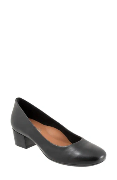 Softwalk Lynn Pump In Black